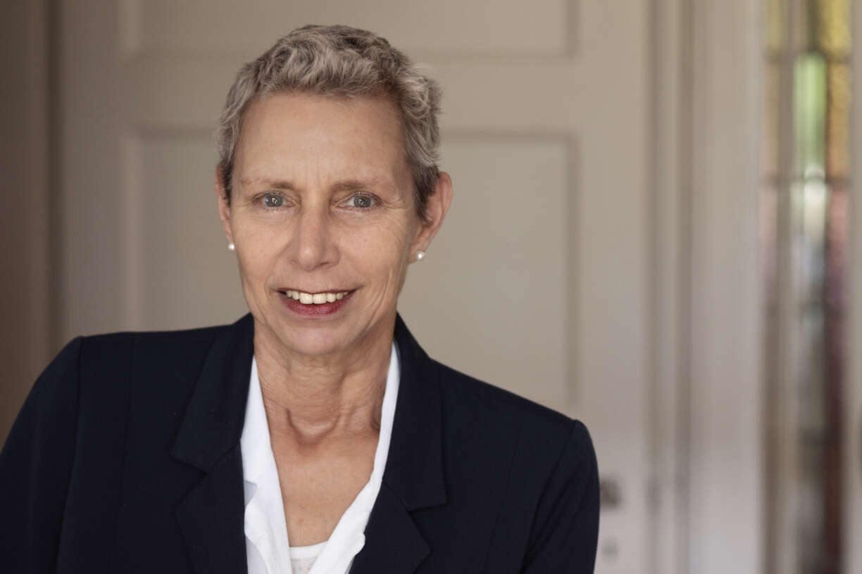 Portrait of Prof. dr. Beate Roessler